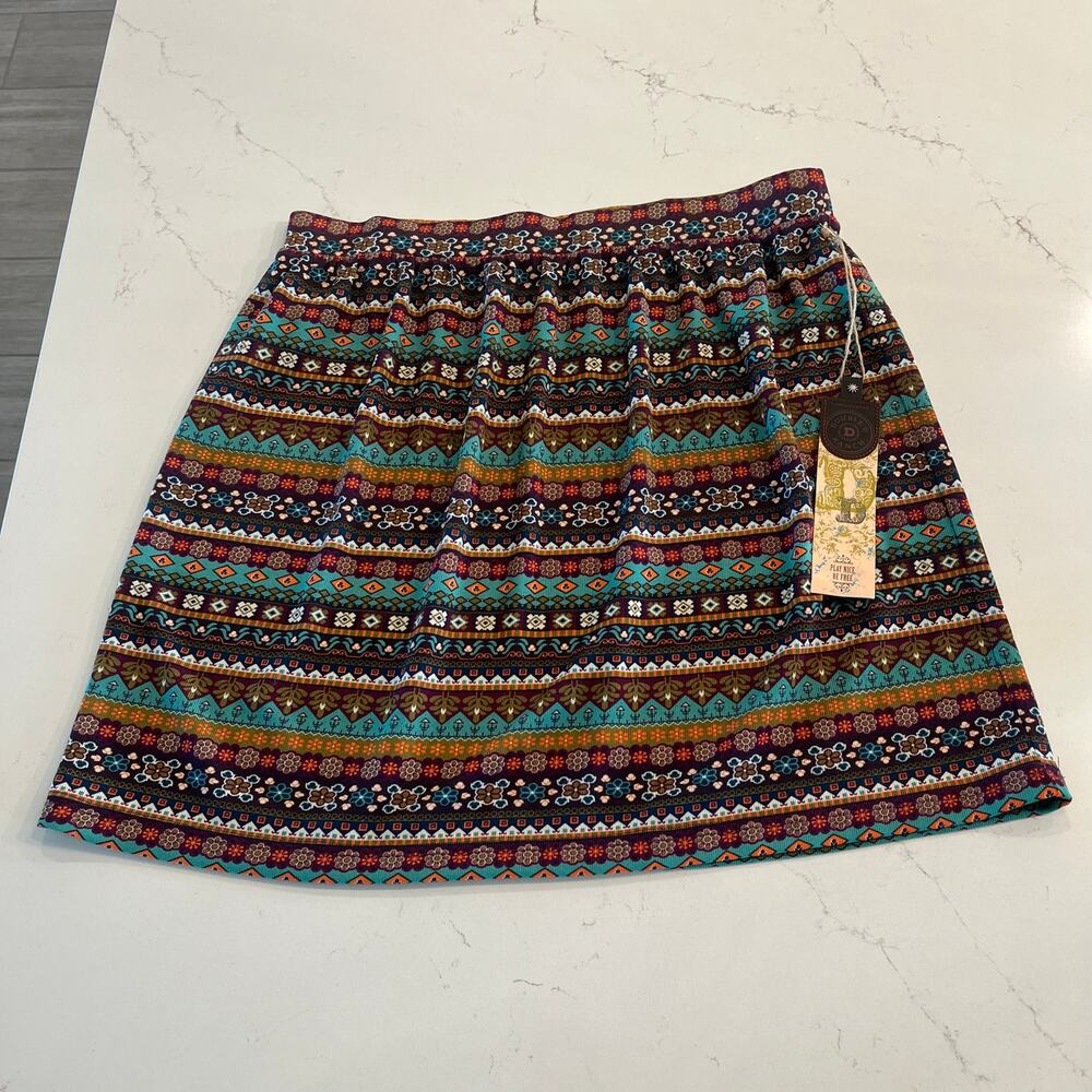 NWT Double D Ranch Aztec Western Skirt Size Medium‎